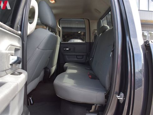 Used 2015 RAM 1500 Classic SLT image 27