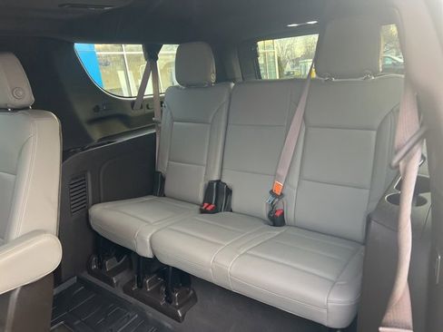 Used 2021 Chevrolet Suburban LT w/ LT Signature Package image 27