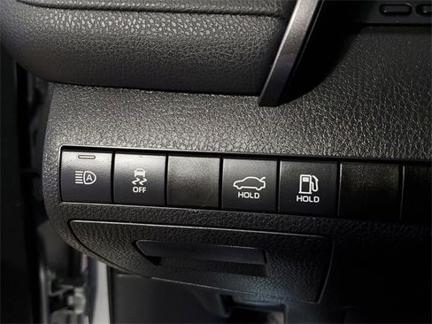 Used 2023 Toyota Camry SE image 20