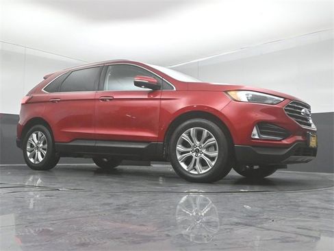 Certified 2024 Ford Edge Titanium image 33