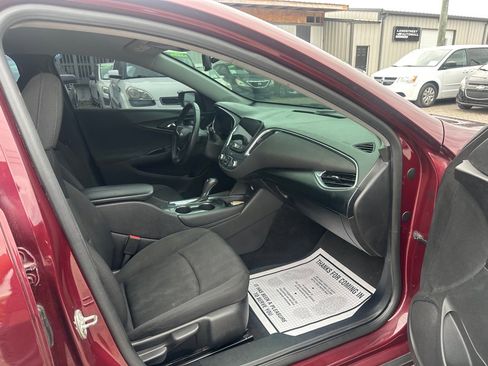 Used 2016 Chevrolet Malibu LT image 12