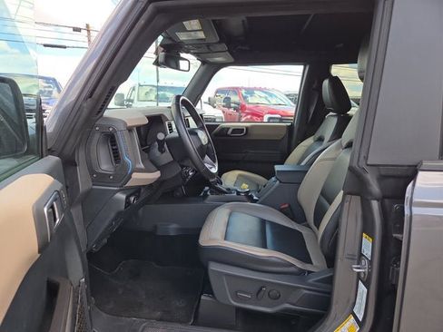 Used 2024 Ford Bronco Wildtrak AWD/4WD image 9