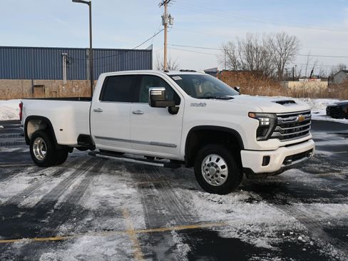 New 2026 Chevrolet Silverado 3500 High Country w/ High Country Premium Package image 2