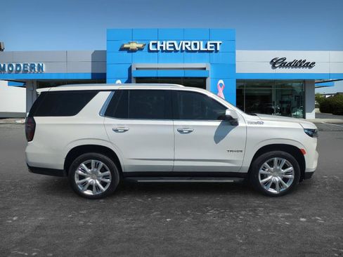 Used 2024 Chevrolet Tahoe High Country AWD/4WD image 6