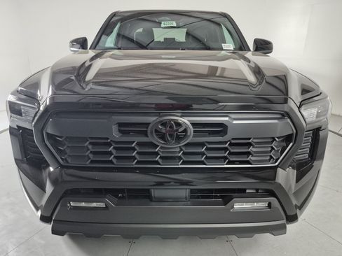 New 2026 Toyota Tacoma SR5 AWD/4WD image 7