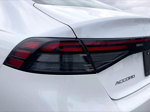 Used 2024 Honda Accord EX image 32