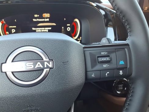 New 2026 Nissan Pathfinder Platinum AWD/4WD image 12