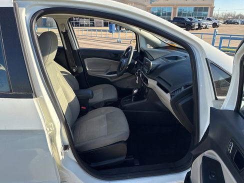 Used 2022 Ford EcoSport S image 14