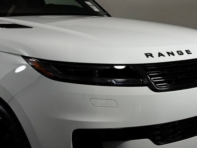 New 2026 Land Rover Range Rover Sport SE AWD/4WD image 13