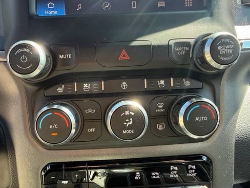 Used 2022 RAM 1500 Laramie w/ Sport Appearance Package AWD/4WD image 10