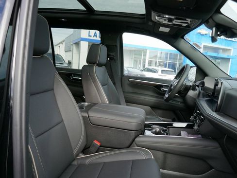 New 2026 Chevrolet Tahoe Premier image 8