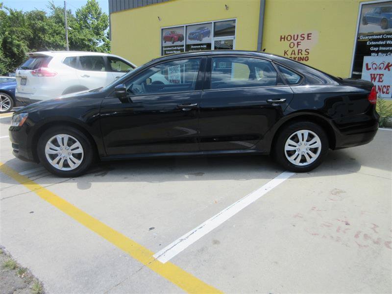Used 2014 Volkswagen Passat 1.8T S FWD image 5