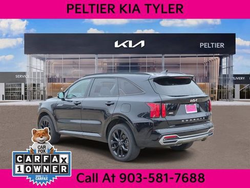 Certified 2022 Kia Sorento SX image 5