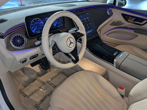 Used 2023 Mercedes-Benz EQS 450+ Sedan image 9