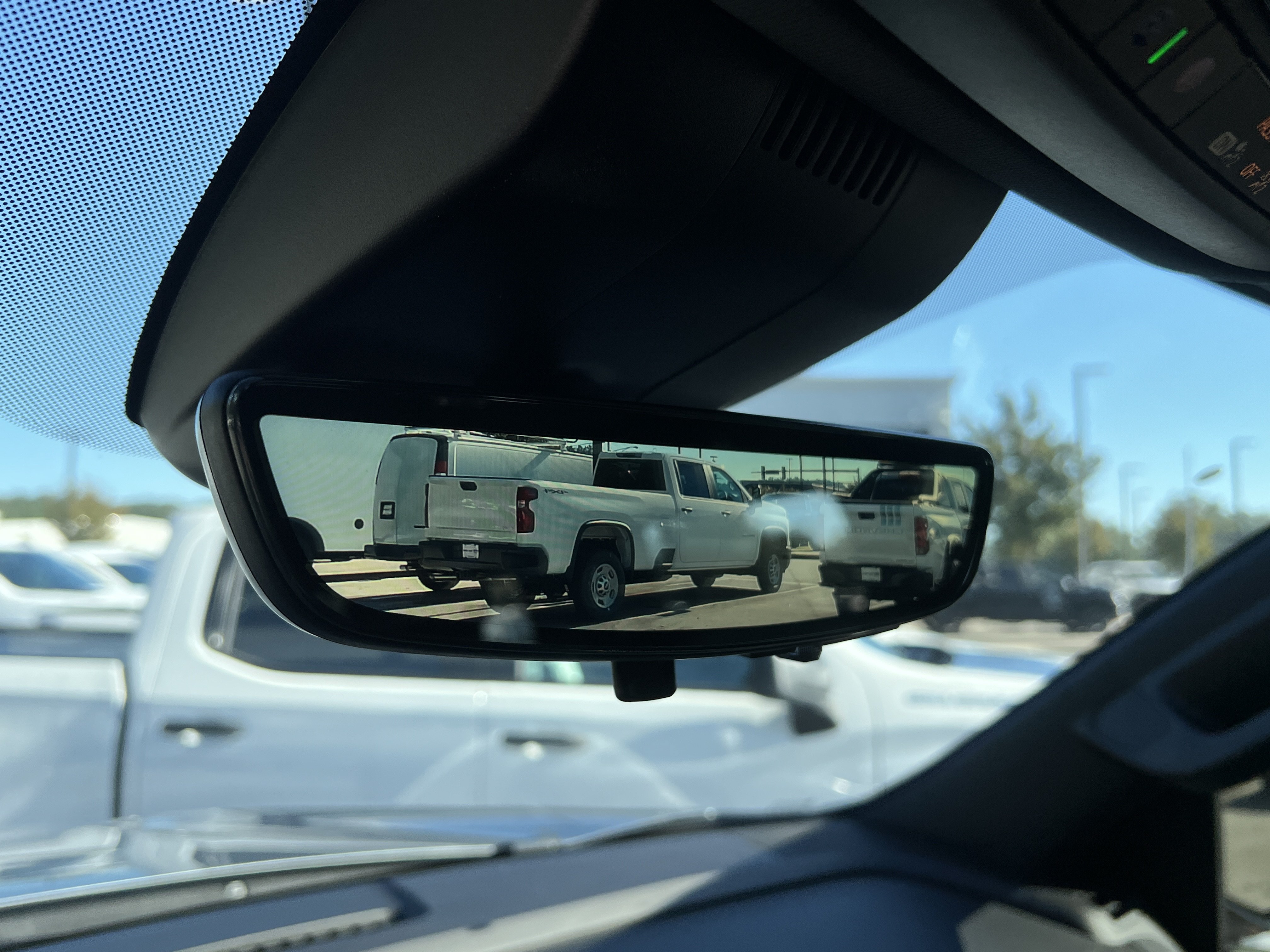New 2026 Chevrolet Tahoe High Country w/ Sun And Tow Package AWD/4WD image 31