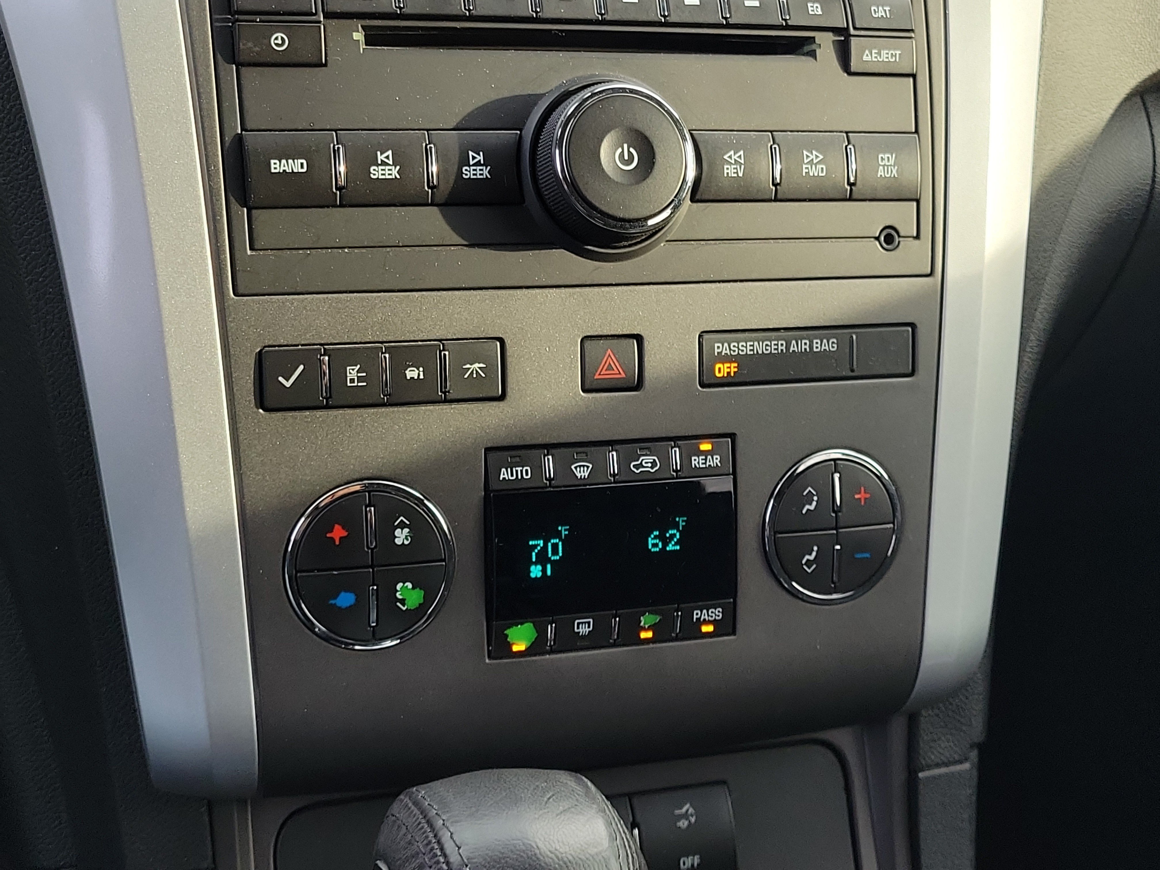 Used 2010 Chevrolet Traverse LT w/ LT Special Edition Package FWD image 27