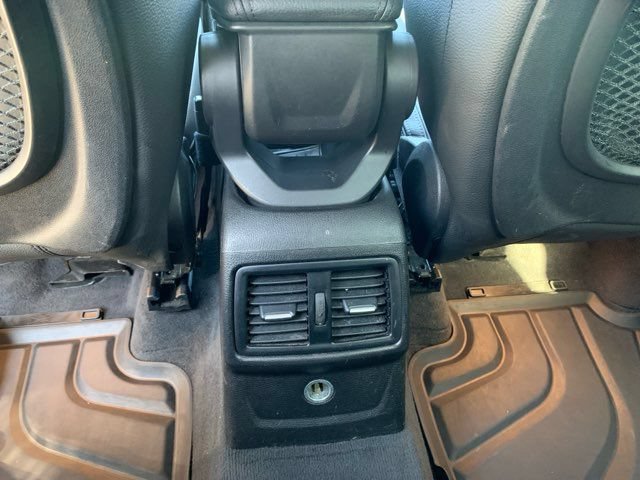 Used 2018 BMW X1 sDrive28i w/ Convenience Package FWD image 16