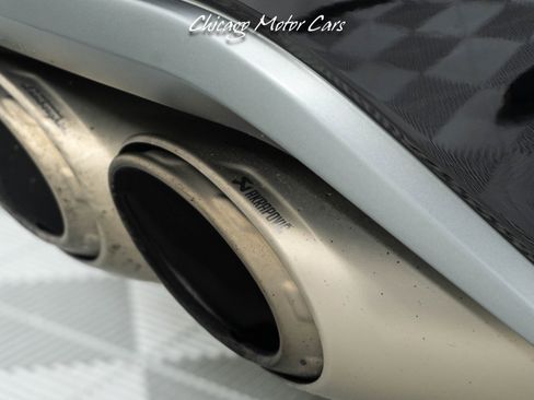 Used 2019 Lamborghini Urus image 12