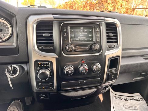 Used 2016 RAM 1500 Big Horn image 31