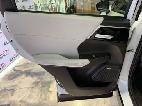 Used 2025 Mitsubishi Outlander Trail Edition image 40