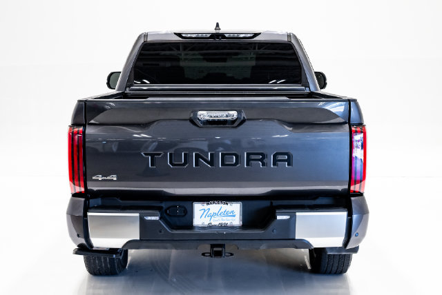 Used 2024 Toyota Tundra Limited AWD/4WD image 31