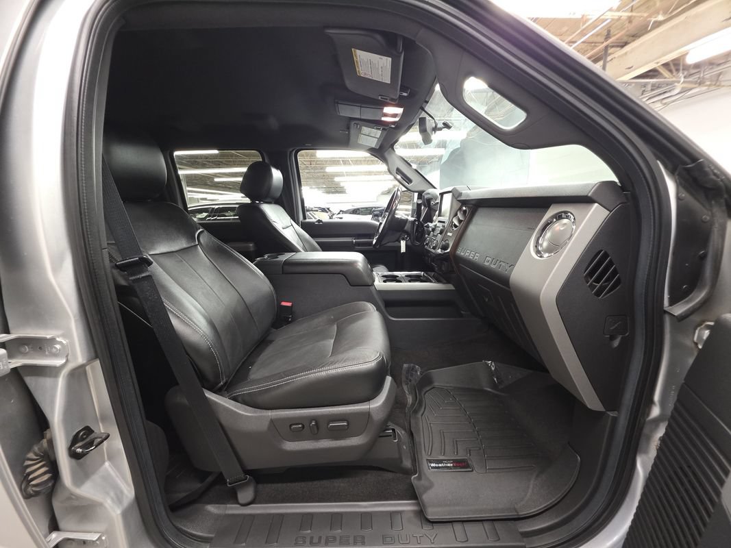 Used 2016 Ford F250 Lariat w/ Chrome Package AWD/4WD image 25