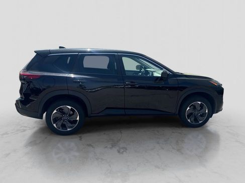 Used 2025 Nissan Rogue SV AWD/4WD image 9