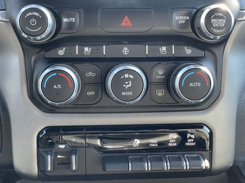 Certified 2020 RAM 1500 Laramie w/ Sport Appearance Package image 24