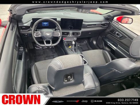 Used 2025 Ford Mustang Convertible RWD image 14