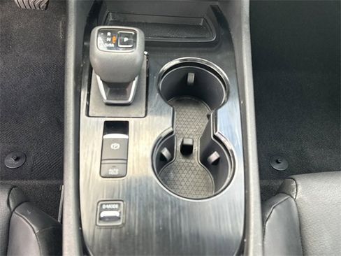 Used 2023 Nissan Rogue SV w/ SV Premium Package image 25