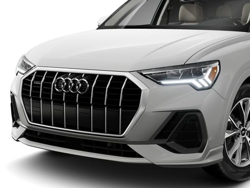 Certified 2025 Audi Q3 2.0T Premium AWD/4WD image 6