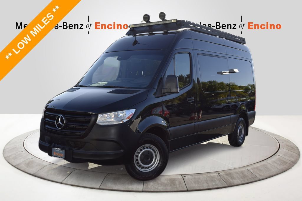 Used 2019 Mercedes-Benz Sprinter 2500 image 1