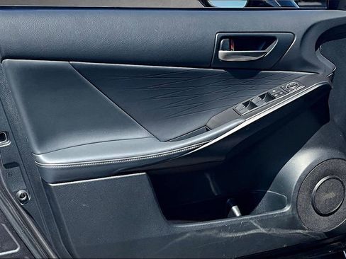 Used 2023 Lexus IS 350 F Sport RWD image 21