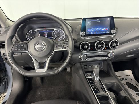Certified 2025 Nissan Sentra SV FWD image 3