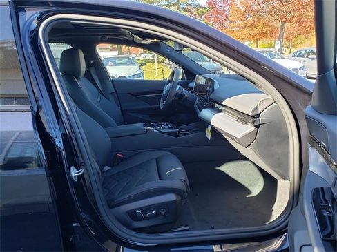 New 2026 BMW 530i xDrive image 17