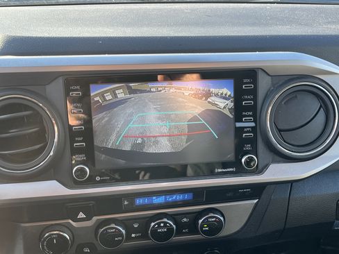 Certified 2022 Toyota Tacoma SR5 image 25