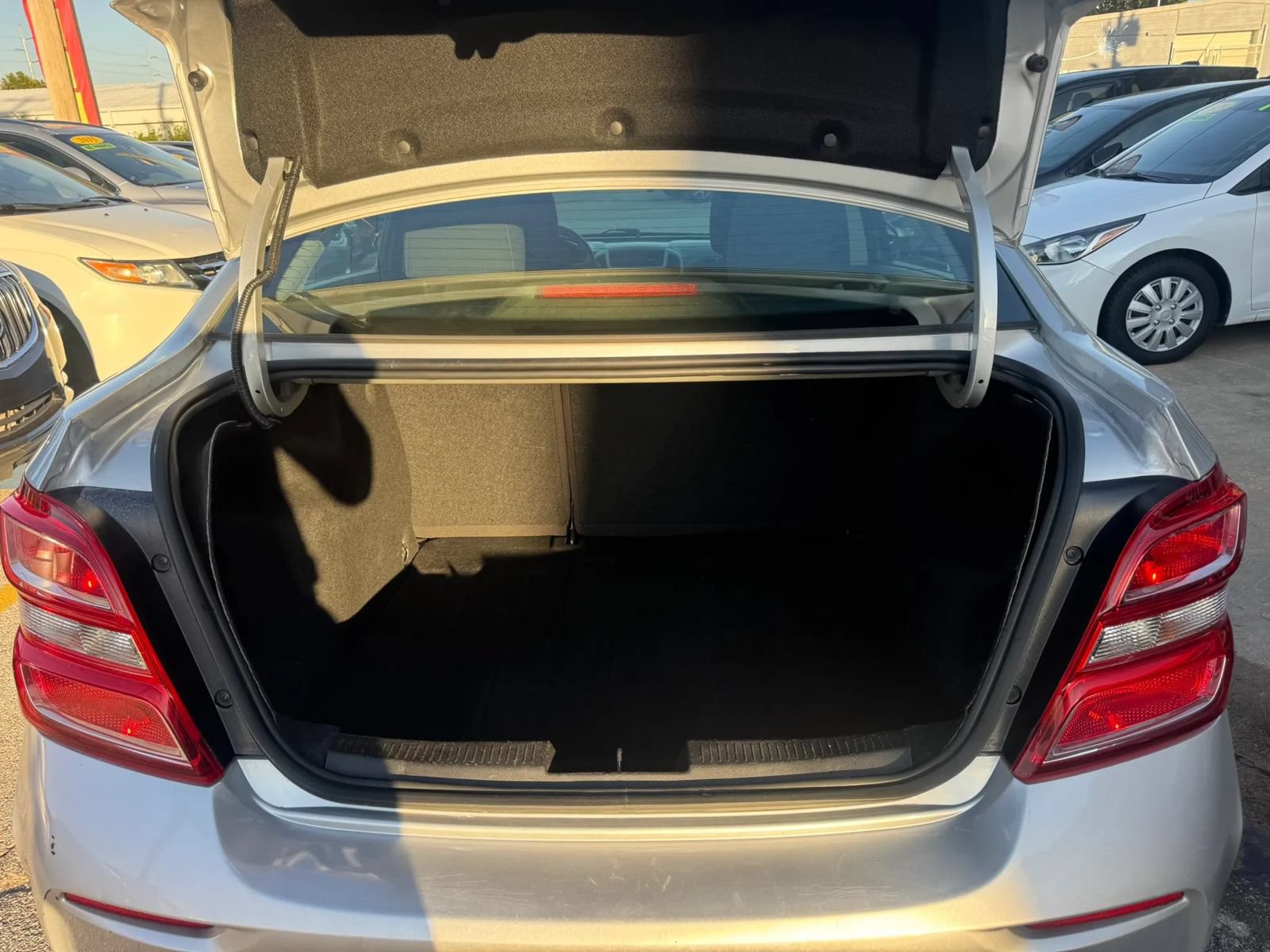 Used 2017 Chevrolet Sonic LT FWD image 15