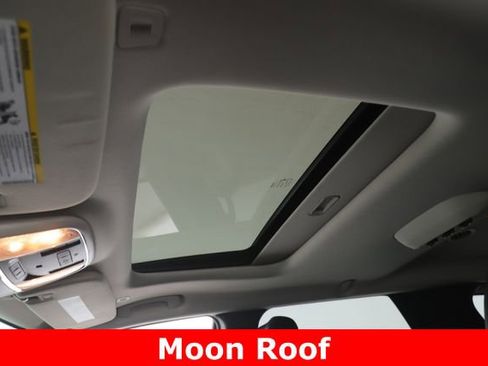 Used 2018 Dodge Durango GT w/ Premium Group image 18