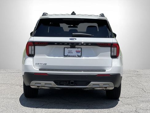 New 2026 Ford Explorer Active w/ Active Comfort Package RWD image 22