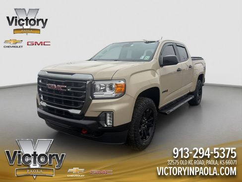 Used 2022 GMC Canyon AT4 image 1