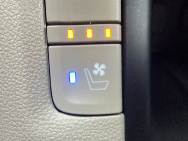 Used 2019 GMC Acadia Denali FWD image 43