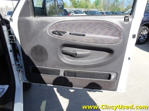 Used 2001 Dodge Ram 2500 Truck 2WD Quad Cab image 25
