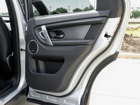 Used 2026 Land Rover Discovery Sport Landmark AWD/4WD image 54
