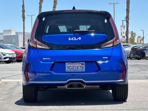 Certified 2023 Kia Soul GT-Line FWD image 4