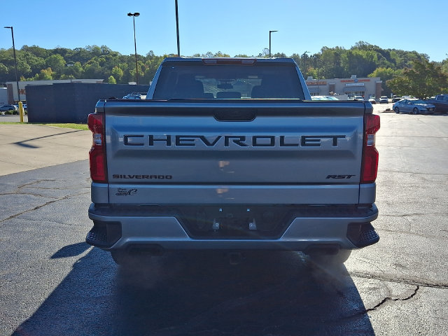 Used 2024 Chevrolet Silverado 1500 RST w/ Redline Edition AWD/4WD image 5