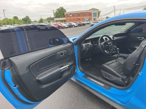 Used 2023 Ford Mustang GT Premium w/ Equipment Group 401A RWD image 4