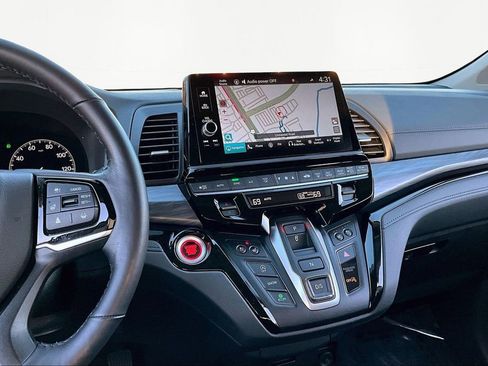Certified 2025 Honda Odyssey Elite image 9