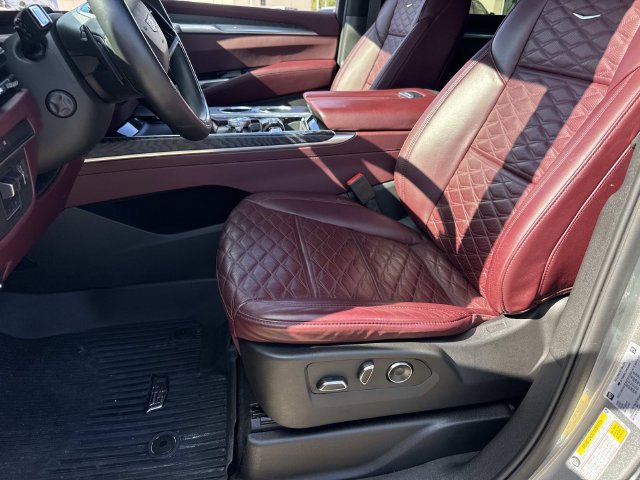 Used 2025 Cadillac Escalade Sport w/ Touring Package RWD image 21