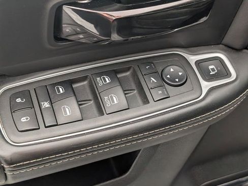 Used 2022 RAM 2500 Limited AWD/4WD image 12