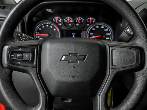 Used 2020 Chevrolet Silverado 1500 Custom Trail Boss w/ Custom Convenience Package AWD/4WD image 18